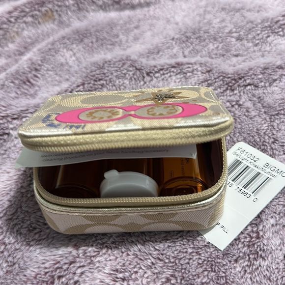 NWT Coach Triple Pill Case - Picture 12 of 14